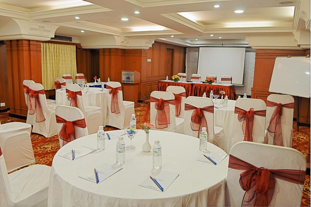 Hotel Gokulam Park Chennai Exterior foto